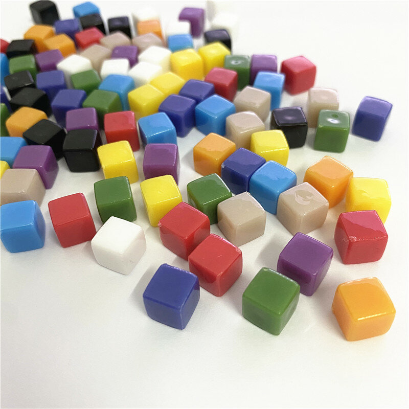 Juego de dados transparentes de esquina cuadrada de colores, cubo transparente de 8mm, pieza de ajedrez de ángulo recto para juego de mesa, 50 unids/set