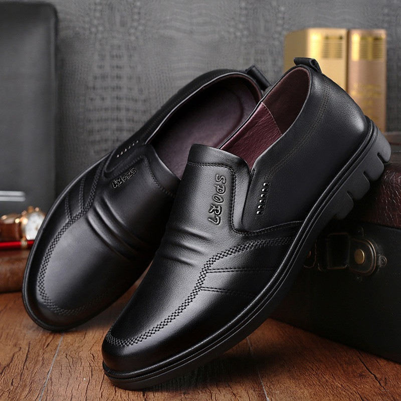 Mocasines deportivos antideslizantes para hombre, zapatos de cuero antideslizantes, zapatillas de conducción negras, zapatos de vestir masculinos, calzado plano ligero y transpirable