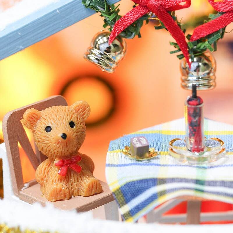 Casa de bonecas cutebee, casa de bonecas de madeira em miniatura, kit de móveis para casa de boneca com brinquedo de led para crianças, presente de natal