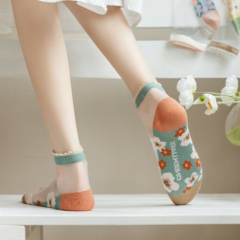 ถุงเท้าผ้าไหมคริสตัลระบายอากาศสำหรับผู้หญิงถุงเท้าปักลายดอกไม้สวมใส่สบายระบายอากาศได้ดี G113