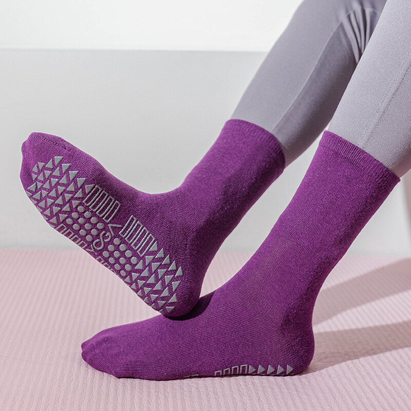 Calcetines de Yoga de tubo medio de algodón antideslizantes para mujer, transpirables, absorbentes de sudor, para Pilates, deportes, Fitness, entrenamiento de baile