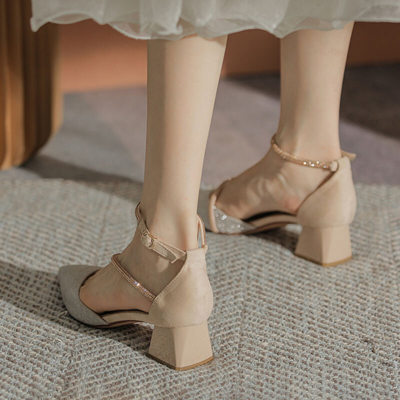 Sepatu Pump Hak Tinggi Kristal Berkilau Wanita Sepatu Sandal Bertumit Tebal Bertali Pergelangan Kaki Musim Panas 2023 Sepatu Gaun Pesta Ujung Lancip Wanita