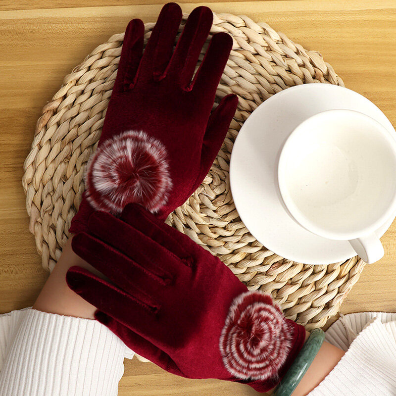 Vintage Velvet Wrist Gloves Soft Pompom Mitten Solid Color Full Finger Glove Winter Women Warm Mittens Dinner Dress Accessories