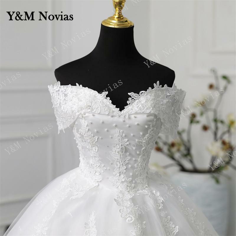 Свадебное платье с открытыми плечами и длинным шлейфом, размеры до пола