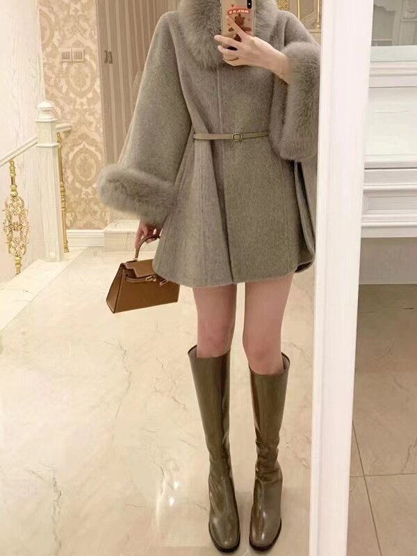 3 warna kerah bulu rubah wanita mantel pita panjang longgar lengan sayap kelelawar mantel mode baru musim dingin 80% pakaian jalanan ponco wol