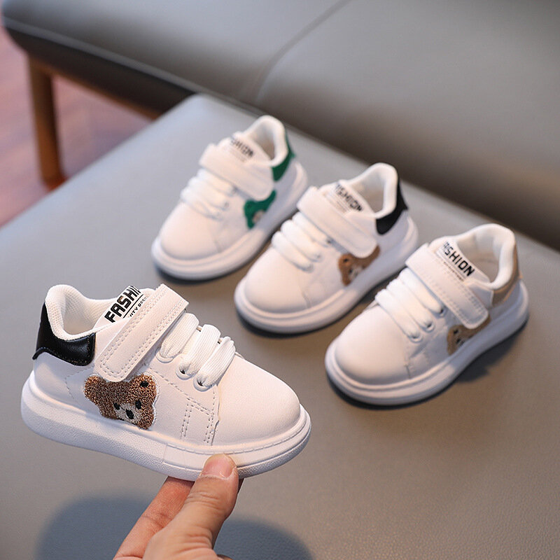Jesienne niemowlęta chłopcy dziewczęce trampki Panda 1-6 lat maluchy modne sportowe buty na deskach obuwie dziecięce