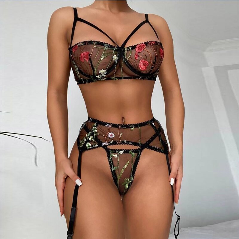 Woman Sexy Underwear Erotic Costumes Plus Size Sensual Lingerie Transparent Lace Floral Porn Bra Thong Embroidery Lingerie Set
