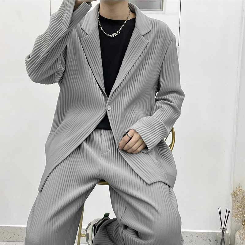 2-A12 Pleated suit suit for men in spring and autumn, handsome, loose, trendy branual, yuppie suit, simple drapey two-piece set