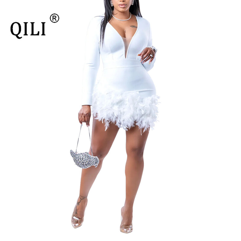 QILI-Women's Monochromatic Deep V Full Sleeve Feather Patchwork Jumpsuit, Women's Shorts