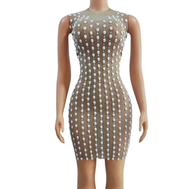 Shua-女性のためのセクシーな透明ドレス,誕生日パーティーのガウン,きらめくビーズ,黒い女の子のための短いプロムドレス,新しいファッション,2024