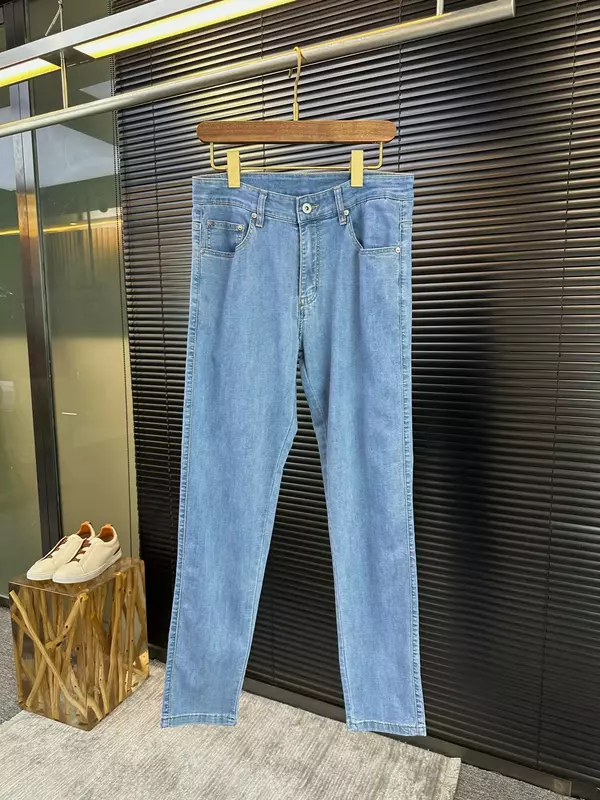 I jeans primavera/estate da uomo billion SIJITONGDA hanno un colore bello, rinfrescante e confortevole, con una parte superiore eccellente del corpo