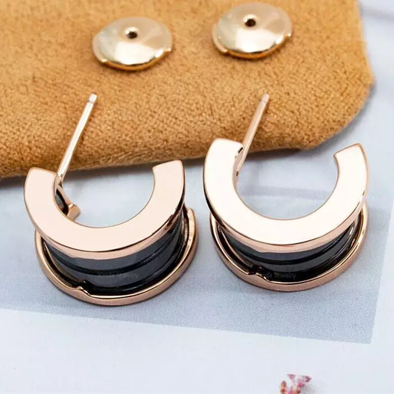 Classic S925 Sterling Silver Black and White Ceramic Earrings for Women's Temperament Fashion Brand Party Luxury Jewelry