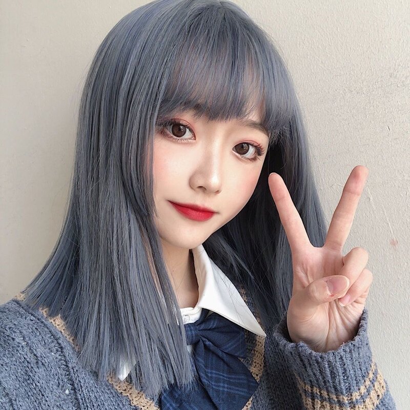 Wig lurus pendek dengan poni berlapis ungu alami rambut sintetis Jepang Ji untuk Wig rambut Cosplay Lolita harian wanita