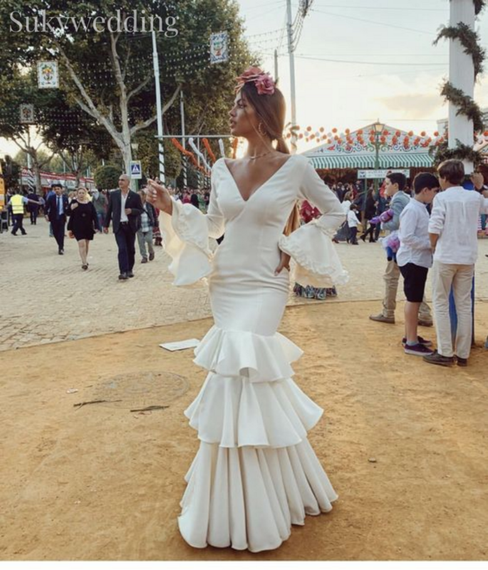 Платье цвета слоновой кости с юбкой в несколько рядов для танцев фламенко, платье для выпускного вечера с длинным рукавом и V-образным вырезом, женское платье для испанского фламенко