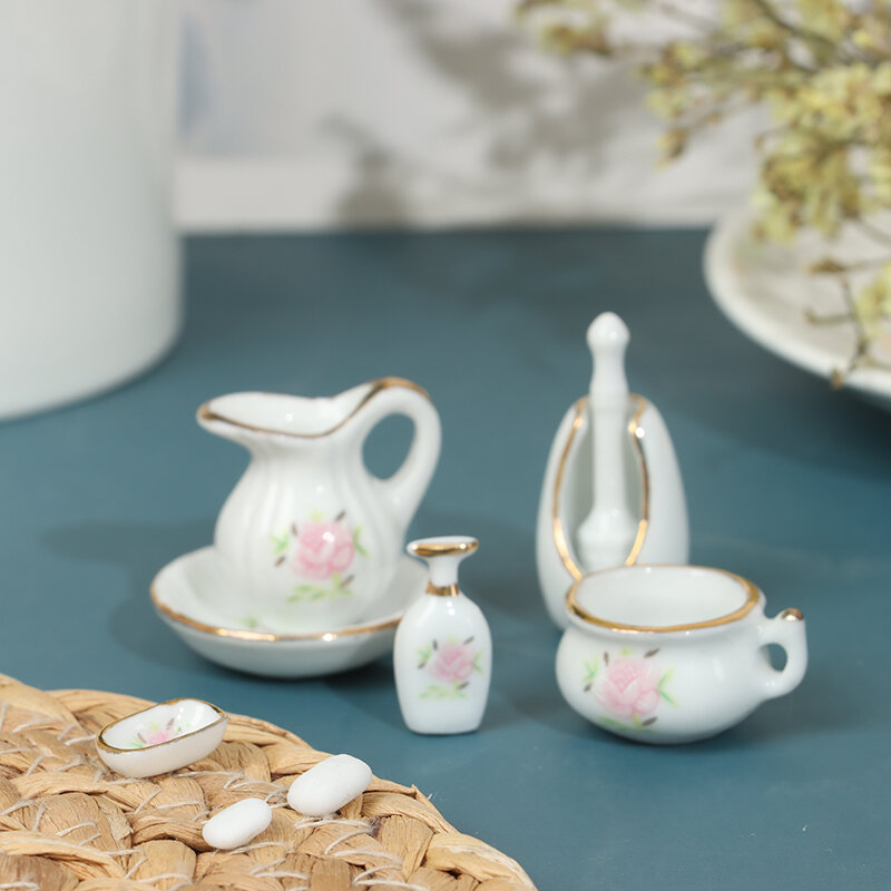 Acessório miniatura do banheiro estilo vintage, rosa floral, mobília cerâmica Dollhouse, 1 conjunto, escala 1/12
