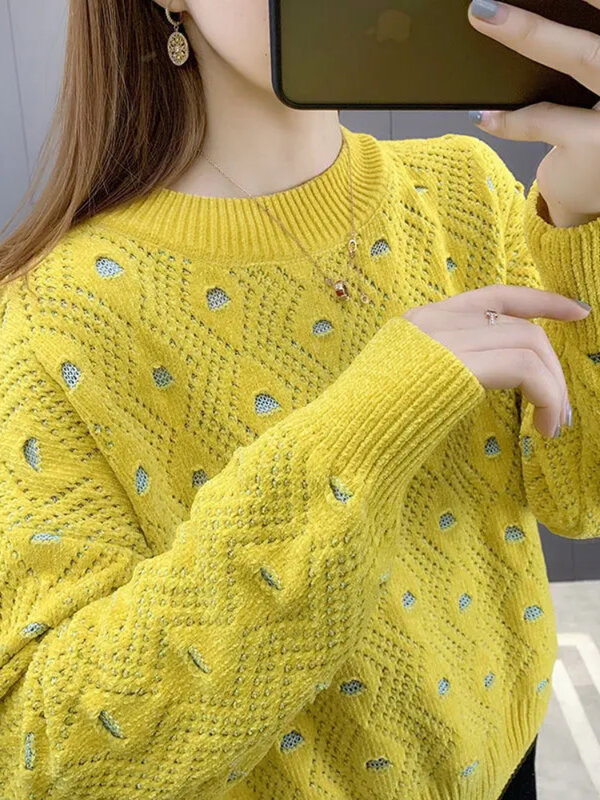 Fashion New Women's Sweater Loose Round Neck Embroidered Hollow Knit Sweater Japanese Style Pullover Commuter All-Match Top