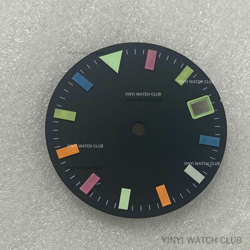 Часы 28,5 мм с индивидуальным циферблатом, черные и белые часы, стрелки с красочной ночной подсветкой, часы с циферблатом подходит для движения NH35/36 4R 7S