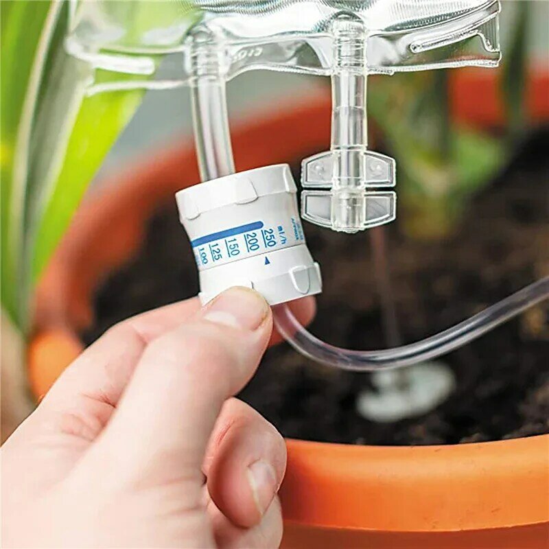 350-1000ML Plant Water Bag Irrigation Drip Bag with Metal Hooks Self Watering Devices with Adjustable Water Outlet Speed Plant