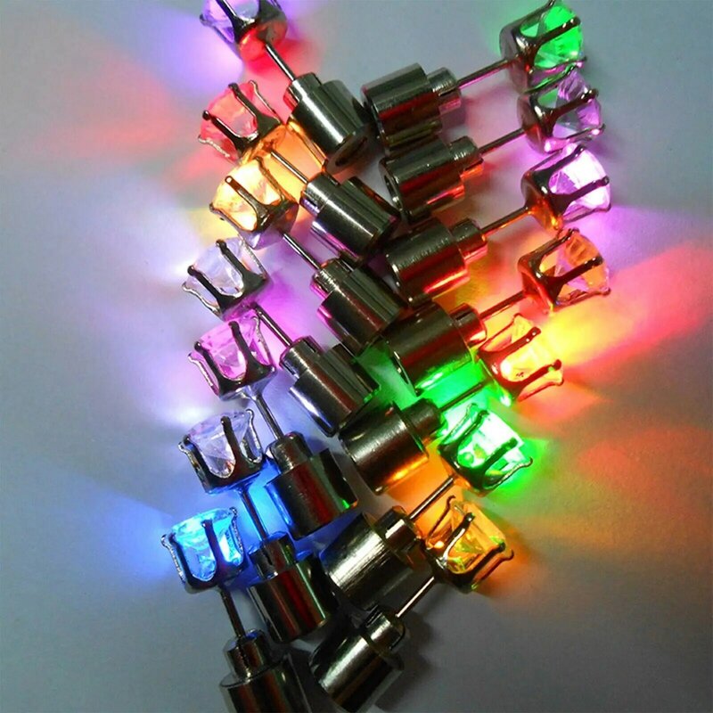 مضيئة LED أقراط متوهجة تضيء الماس تاج الأذن مربط المقاوم للصدأ متعدد الألوان الموسيقى ملهى ليلي النساء مجوهرات