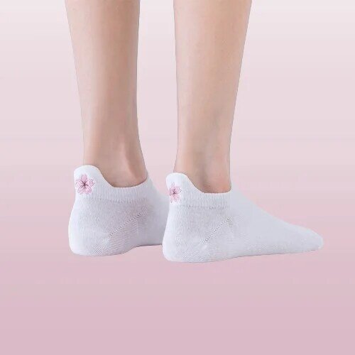Meias bordadas para mulheres, meias de algodão de alta qualidade, pequenas, brancas, com salto alto, novo verão, 2024