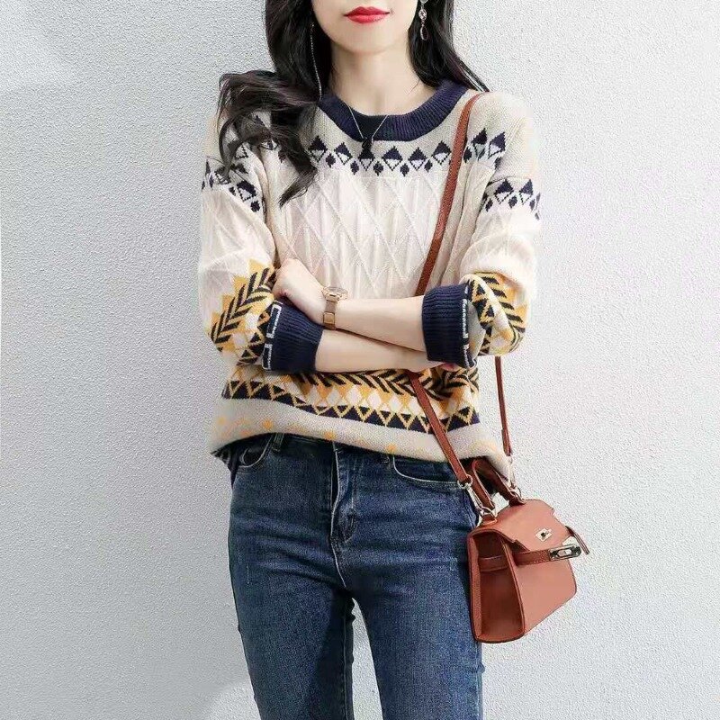 Ethnic Knitted Sweater Women's Loose Fitting Sweater Diamond Retro Round Neck Long Sleeved Sweater