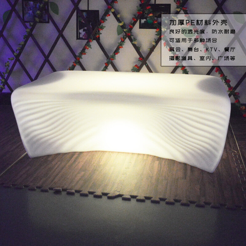LED 야외 조명 테이블 바 가구 세트, 야광 비스트로 테이블, PE 플라스틱 쉘 패턴, 파티오 가구, 110x66x40cm