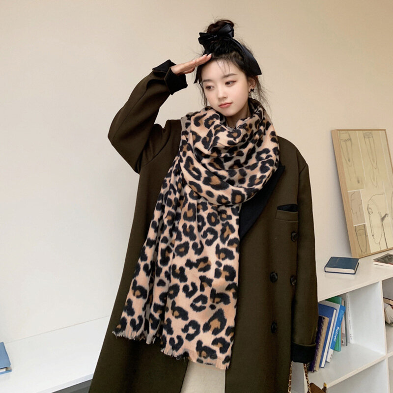 Herbst und Winter Mode heiß verkaufen Leoparden muster Nachahmung Kaschmir Schal wind dicht und warm klassisch vielseitig Schal
