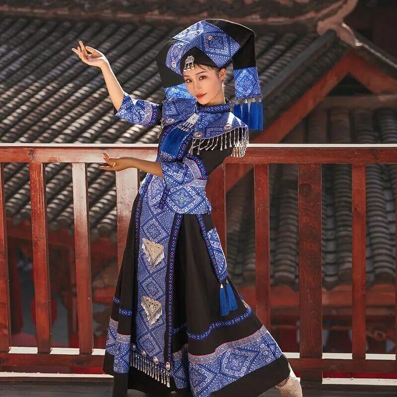 Guangxi Zhuang En Miao Etnische Stijl Karakteristieke Kleding Vrouwelijke Etnische Dans Podium Voortreffelijke Kleding Set