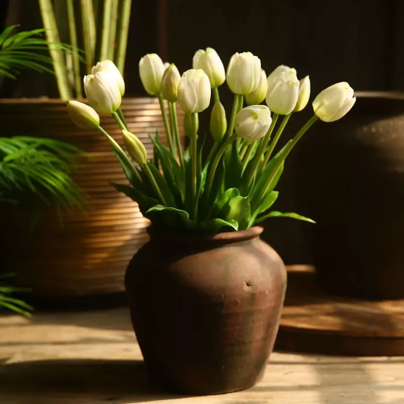 คุณภาพสูงให้ความชุ่มชื่น5หัว Tulip Nordic ในร่ม Realistic Bouquet ดอกไม้เทียมงานแต่งงานตกแต่ง