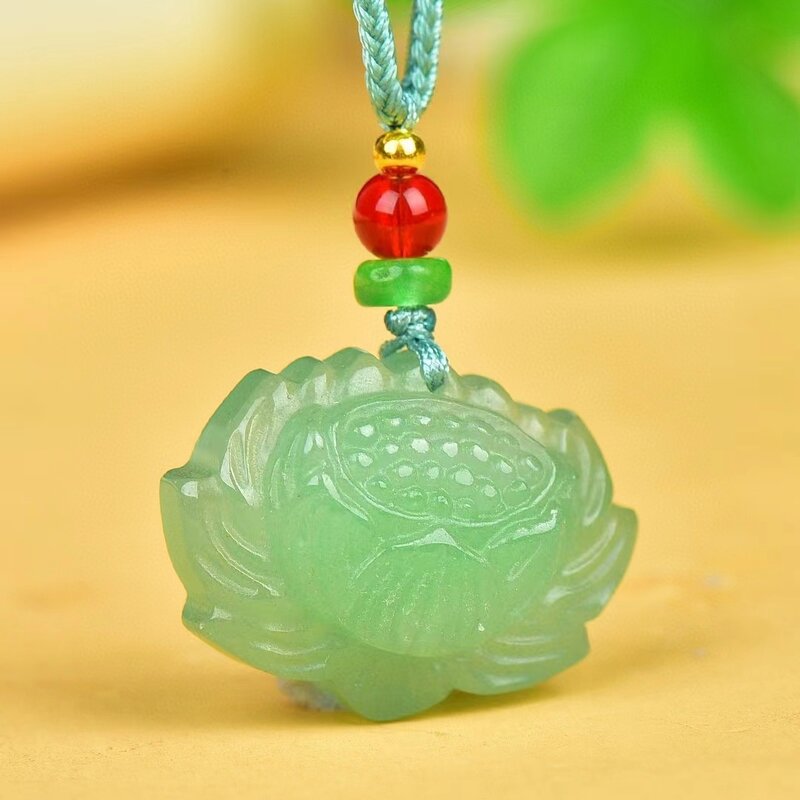 Awenturyn Jade Wisiorek Naturalny Zielony Kamień Naszyjnik Wisiorki Mężczyźni Kobiety Czystość Lotos Amulet Biżuteria Drobna Maskotka Charms Biżuteria