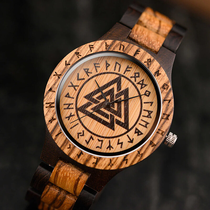 Jam tangan kuarsa kayu pria, arloji Analog tahan air pola Viking berukir, hadiah liburan terbaik untuk pria