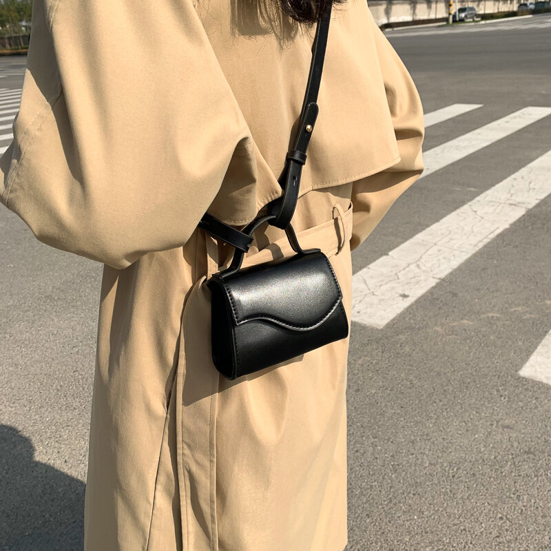 Mały uroczy Crossbody torby dla kobiet mały telefon górny uchwyt torby na ramię Solid Color Flap torebka prosta torba Mini torebka