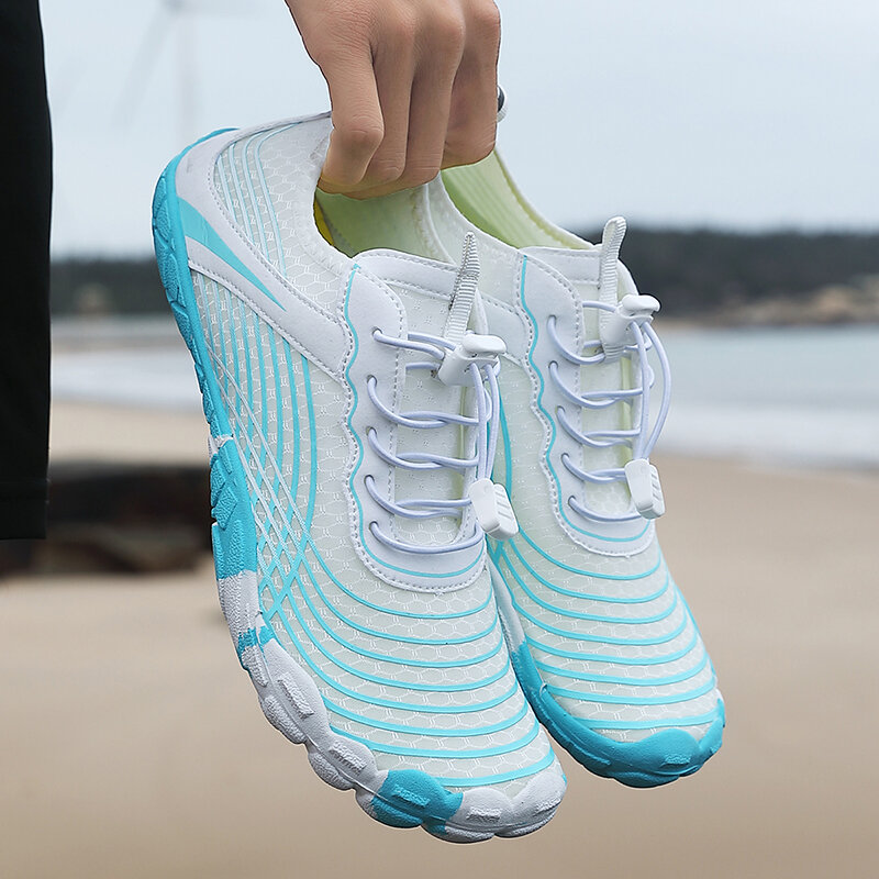 2024 trend new swimming shoes Quality beach water sneakers for men and women the same aqua shoes