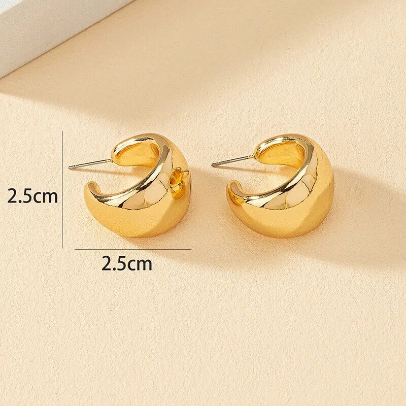 Anting-anting Chunky bulat warna emas untuk wanita, anting-anting ringan logam halus tebal terbuka perhiasan trendi modis 2023