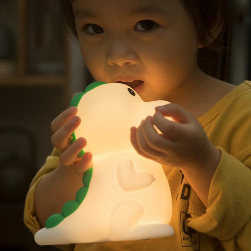 Luz Nocturna LED de dibujos animados, lámpara de dinosaurio de silicona, luces de colores para dormitorio de niños, decoración de cabecera, regalo de vacaciones, carga tipo C