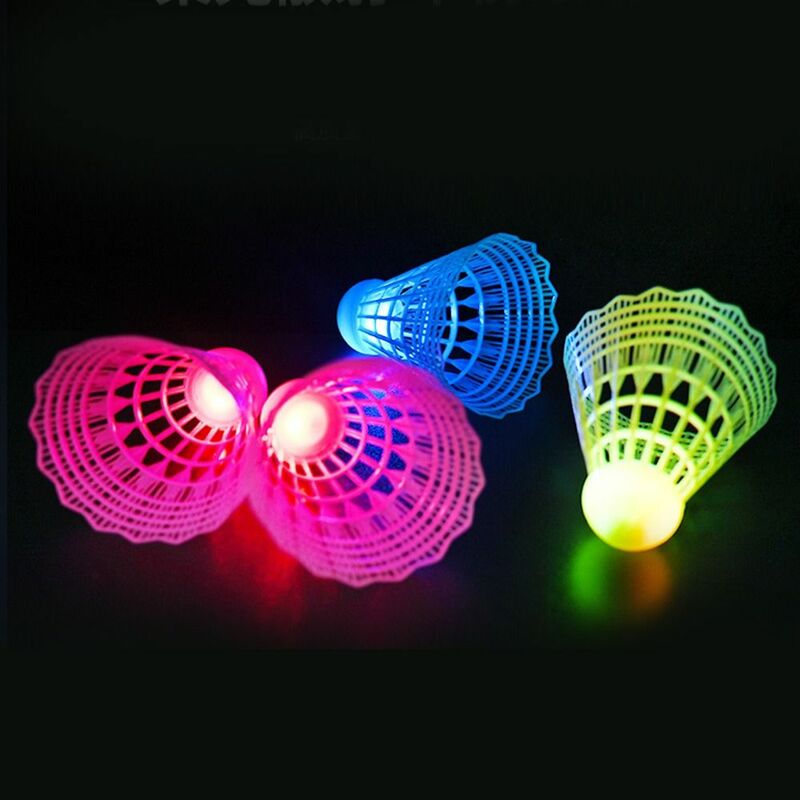 3 pz/pacco illuminazione multicolore palla da Badminton allenamento elastico alto volano in Nylon forniture sportive antivento