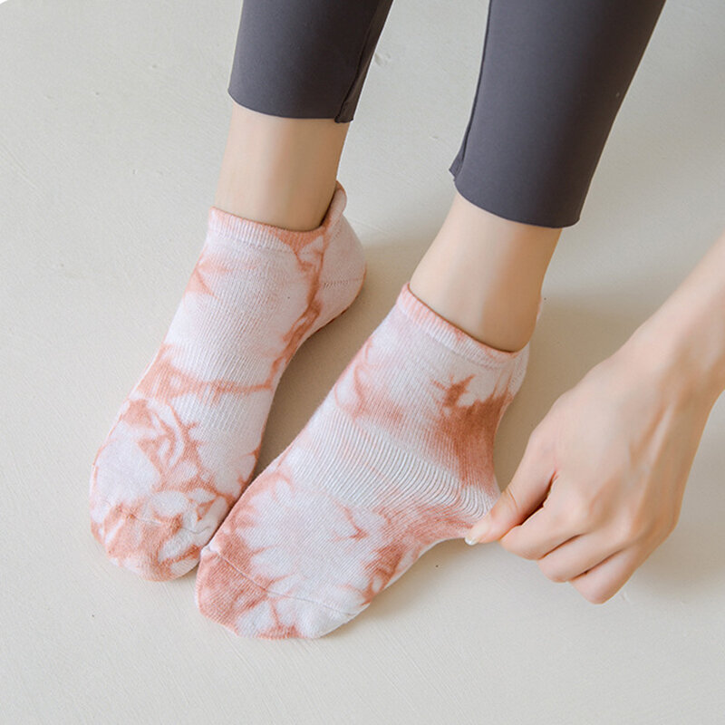 Calcetines de algodón de Yoga para mujer, medias de silicona teñidas con lazo, antideslizantes, toalla de agarre de Pilates, calcetín de tobillo bajo