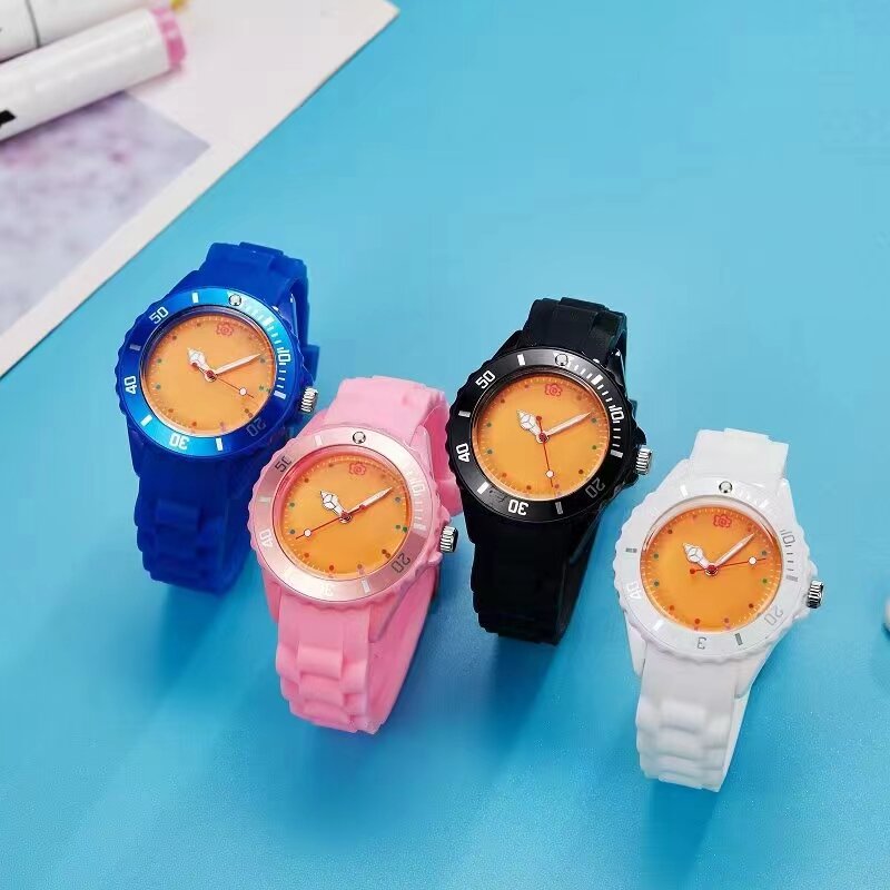 Jam tangan kuarsa wajah hewan lucu jam tangan baterai siswa tali gel silika anak laki-laki dan perempuan hadiah ulang tahun nomor bola berwarna