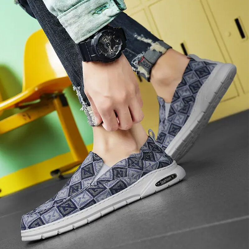 Mens Canvas Shoes Breathable Casual Sport Sneakers for Male Student Slip on Walking Tennis Skate Flats Non Slip Shoes