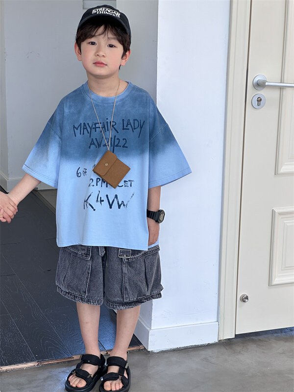 Camisas infantis de algodão com gola redonda, infantil, camisas estampadas com alfabeto masculino, tops soltos gradiente, coreano, verão, 2024