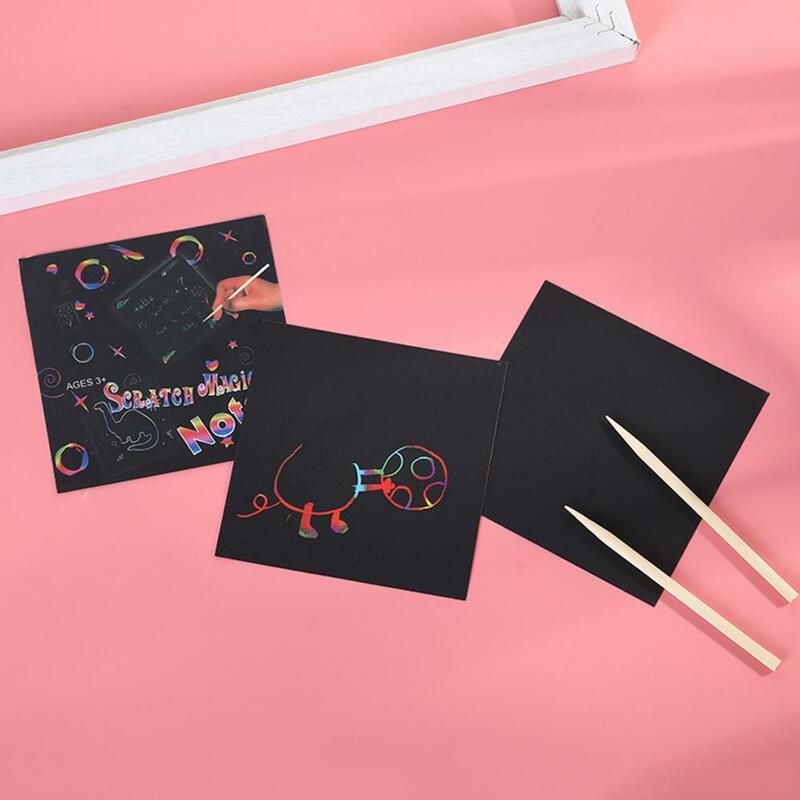 Scratch Paper colorido com 2 stylus de madeira, moldes de animais, DIY Draw, pintura brinquedos, estudantes suprimentos, crianças, crianças, 100pcs