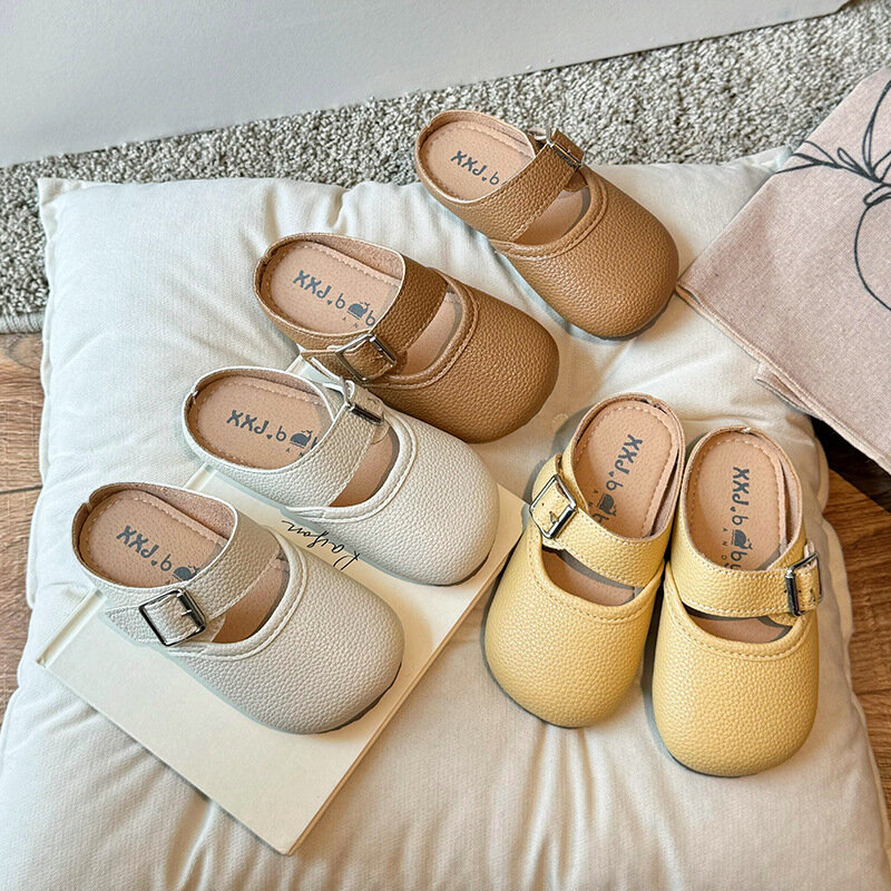 Sepatu setengah sandal anak perempuan, sepatu kulit anak perempuan lembut kasual Sol empuk gaya Korea mode nyaman Musim Panas 2024