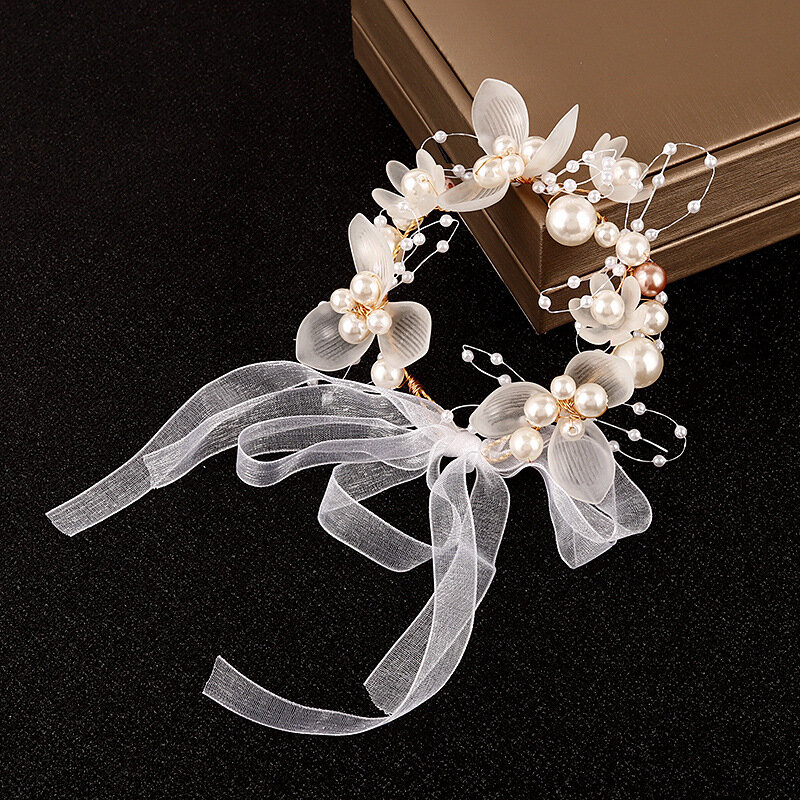 Bracelet de fleurs de poignet de demoiselles d'honneur, perles de perles élégantes, belle main, fleur, décor de corsage, accessoires photo, accessoires de fête de mariage