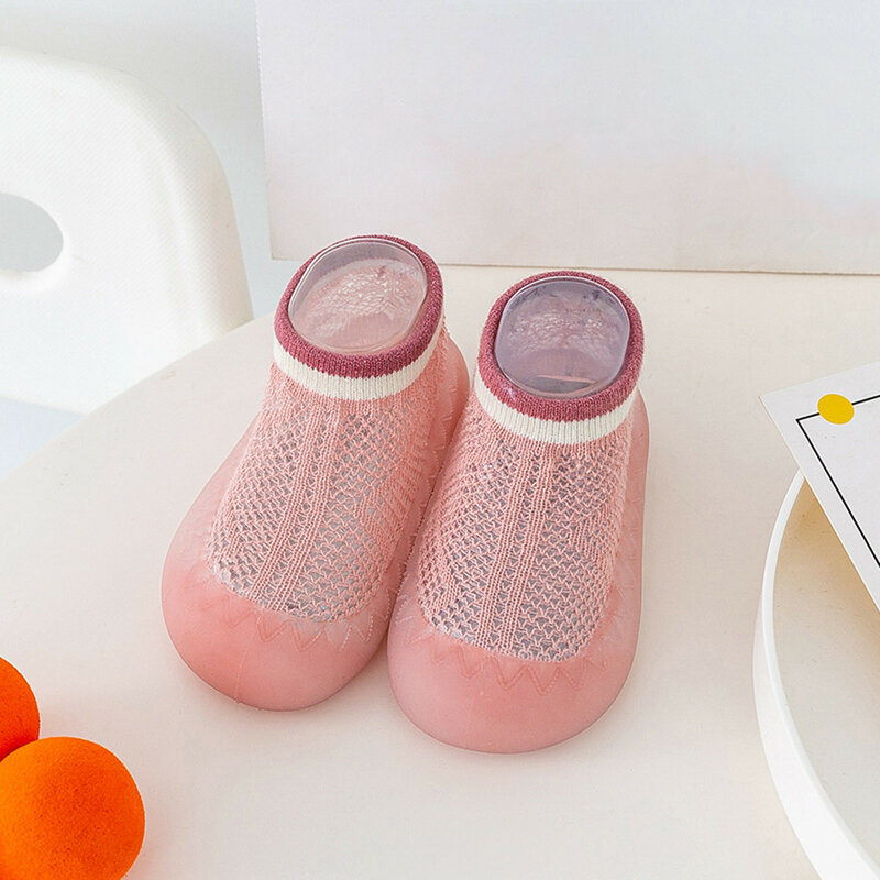 Zapatos de calcetines transpirables ahuecados para niños pequeños, zapatos de suela suave, antideslizantes, sandalias para niños pequeños