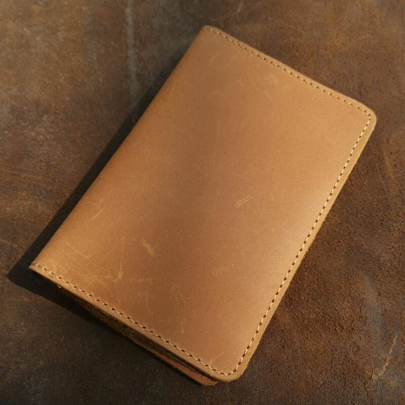 Vintage Crazy Horse Genuine Cowhide Leather Casual Women Men's Passport Cover Credit ID Card Holder Cash Case