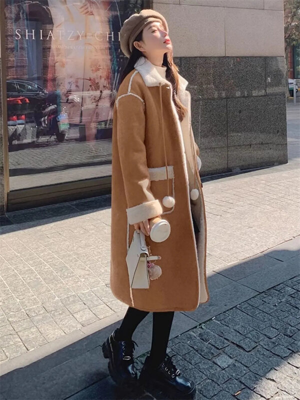 Pakaian luar bulu kasmir wanita musim gugur dan musim dingin 2024 temperamen baru versi Korea panjang menengah atas lutut mantel empuk Suede