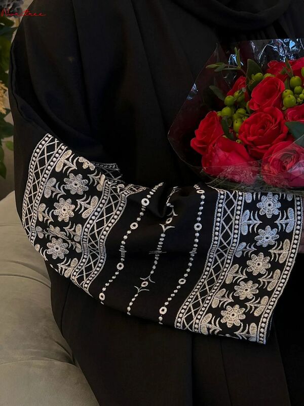 Kimono bordir mode jubah Muslim ukuran besar Syari pakaian luar Muslim panjang penuh untuk wanita Abaya layanan ibadah dengan sabuk wyprei