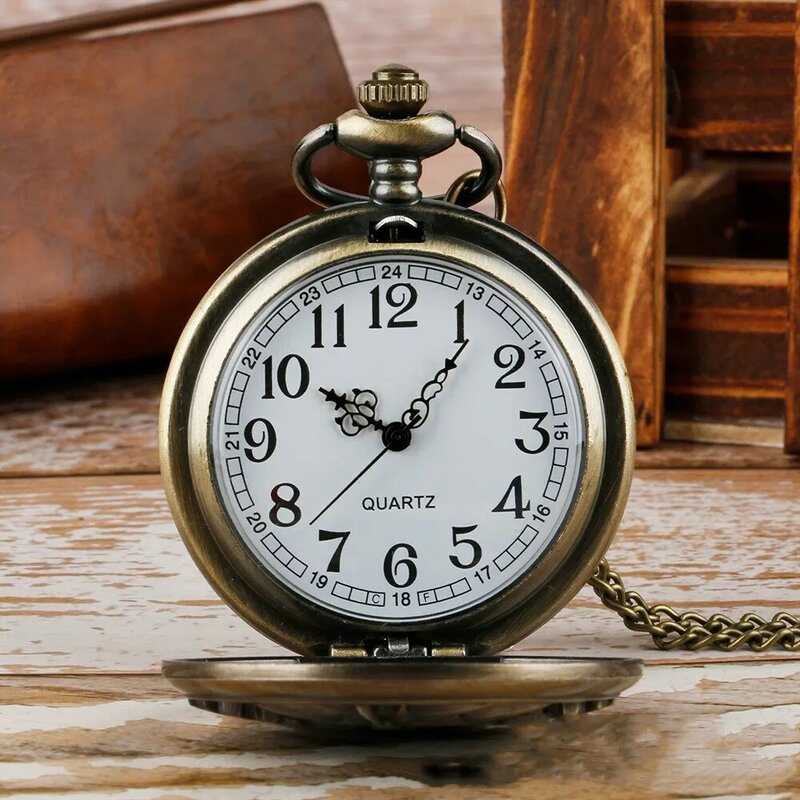 นาฬิกาพกสร้อยคอของผู้หญิงจี้นาฬิกากระเป๋าวินเทจสไตล์บอยคลาสสิกเกียร์กลวงพลิกรูปโรมัน