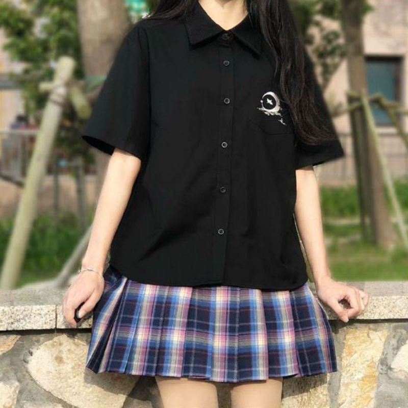 Adrette Hemden Frauen mädchen hafte Stickerei Temperament All-Match-Designer ästhetische koreanische Mode Kleidung Sommer minimalist ische Camisas weich