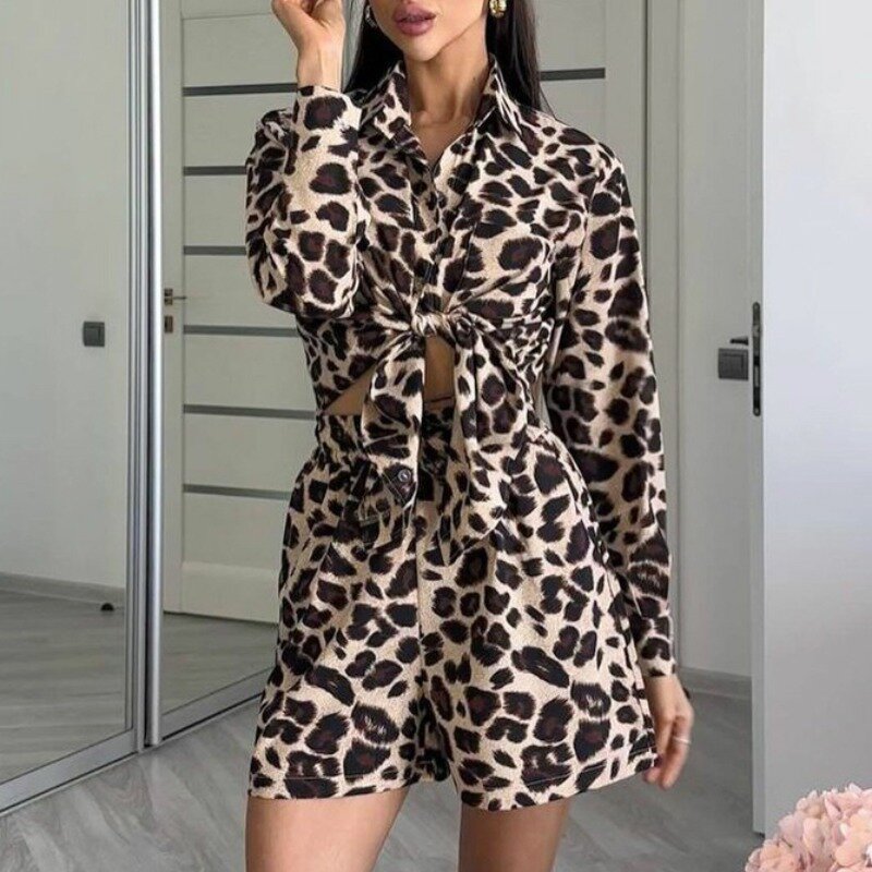 Camisa leopardo estampada com calções elásticos para mulheres, terno casual solto, novos conjuntos de moda, primavera e verão, conjunto de 2 peças, 2024